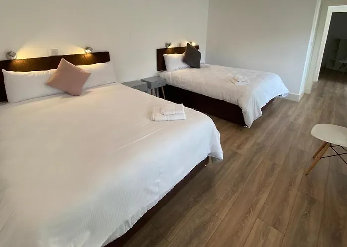 Apartment Apt 4 - Silver Spruce *