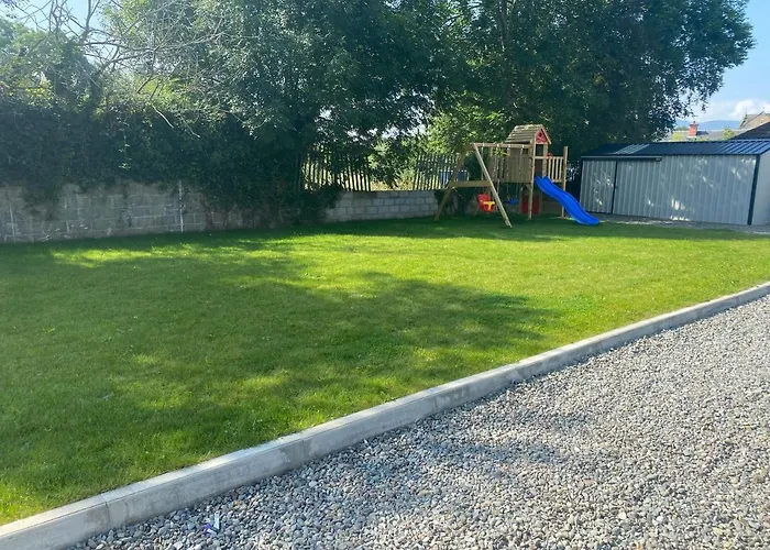 Apt 4 - Silver Spruce * Killarney